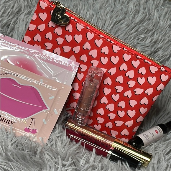 IPSY Bag & Beauty Bundle Red Heart Pouch, 2 Lip Masks, 4 Lip Color Items GIFTS - Picture 9 of 10